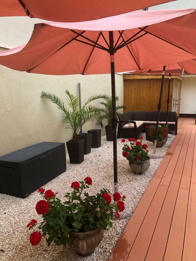 Mosoly Apartman Segedin Dış mekan fotoğraf